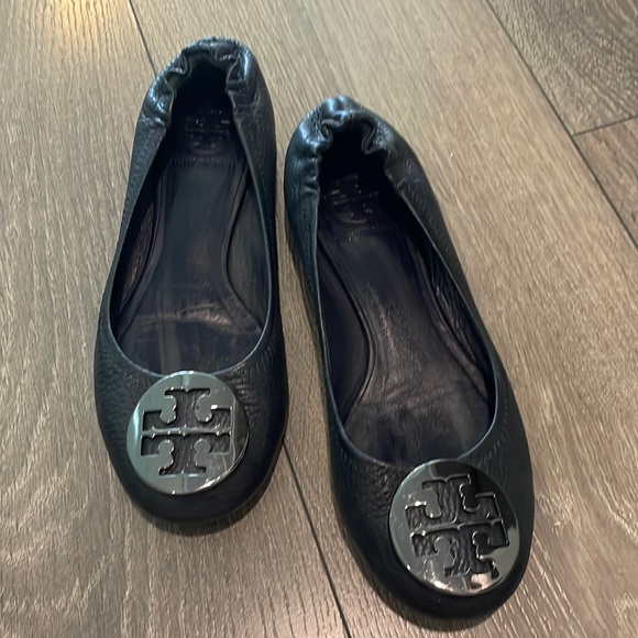 Tory Burch signature flats - Picture 2 of 3